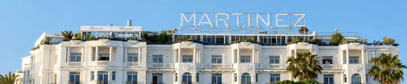 H&ocirc;tel Martinez on La Croisette in Cannes, the real hotel behind Season 4 of The White Lotus